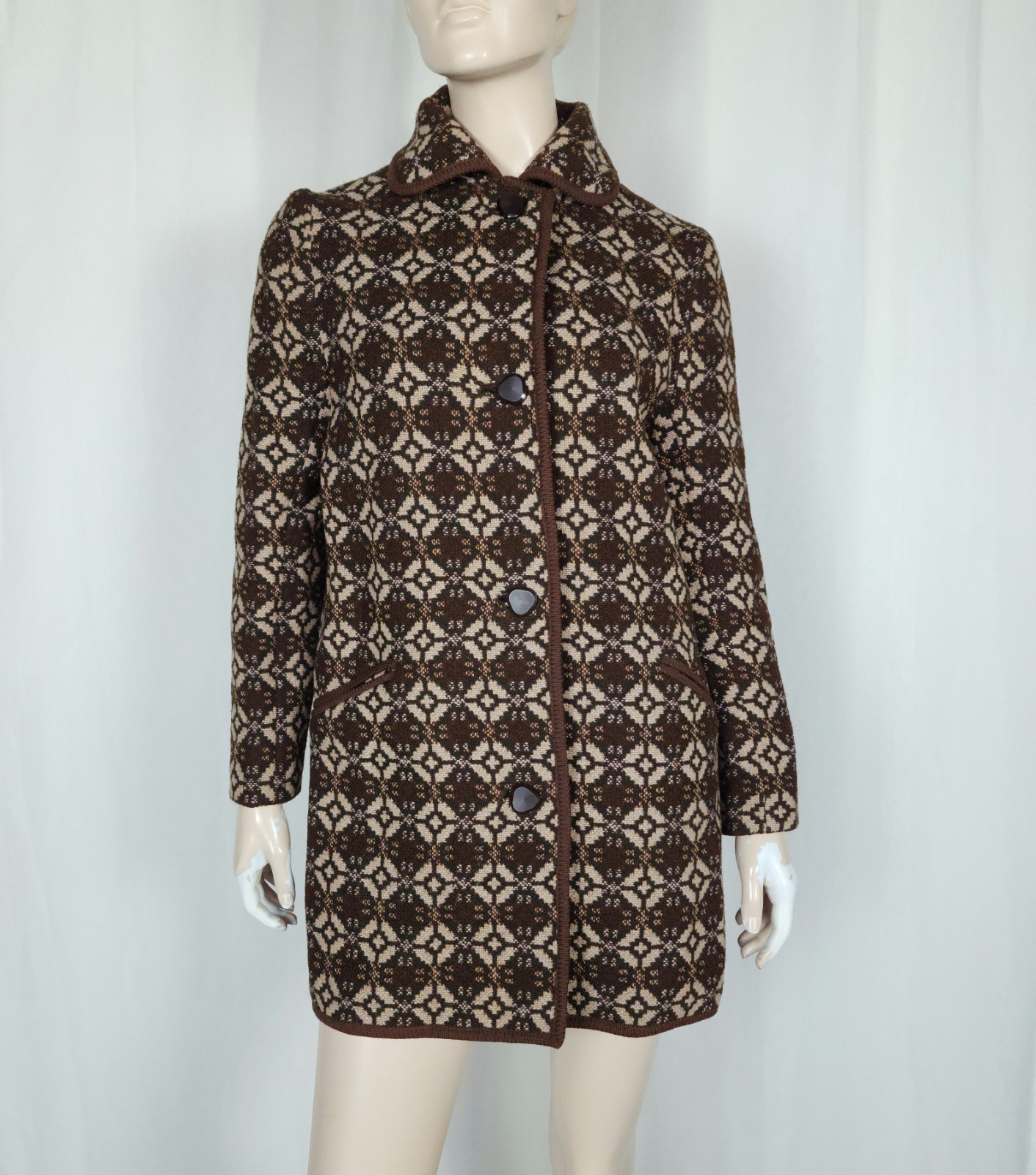 Vtg Welsh Woollens wool tapestry coat SM made in Great Britain Jon Ro