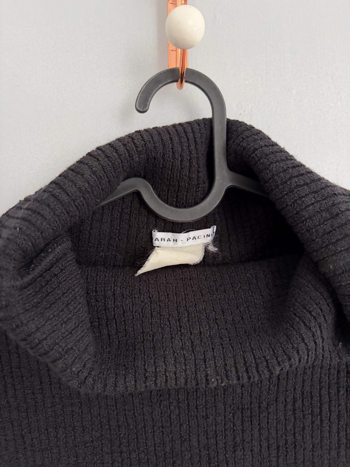 Black Sarah Pacini Turtleneck Tunic Top – Minimalist High Neck Wool Blend