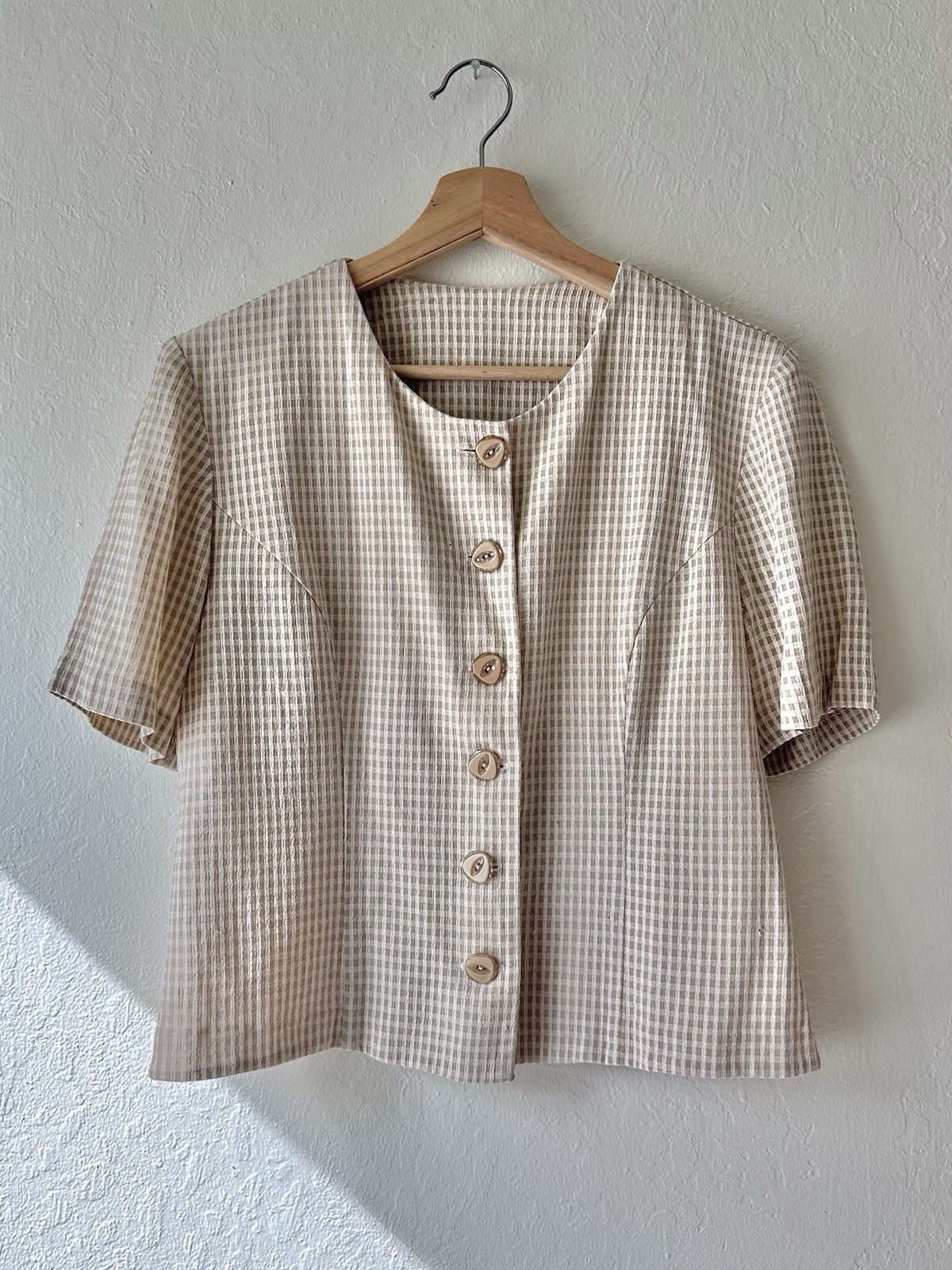 Vintage 1960s handmade beige gingham mini check button down blouse women’s large