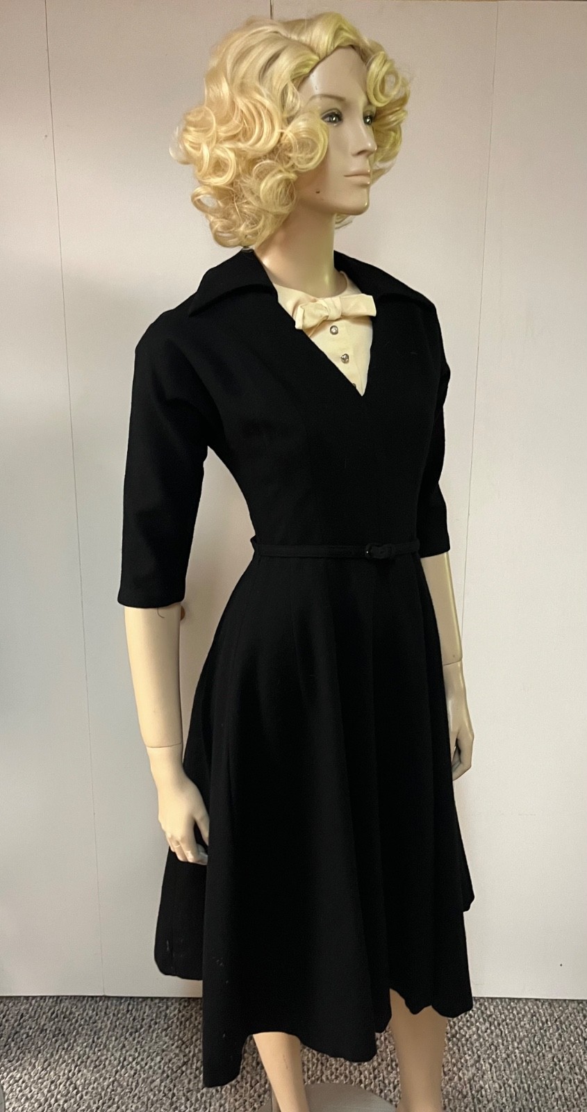 Vintage 1950s Alco Junior Bibbed Neckline Wool Business Cocktail Dress Bust 34