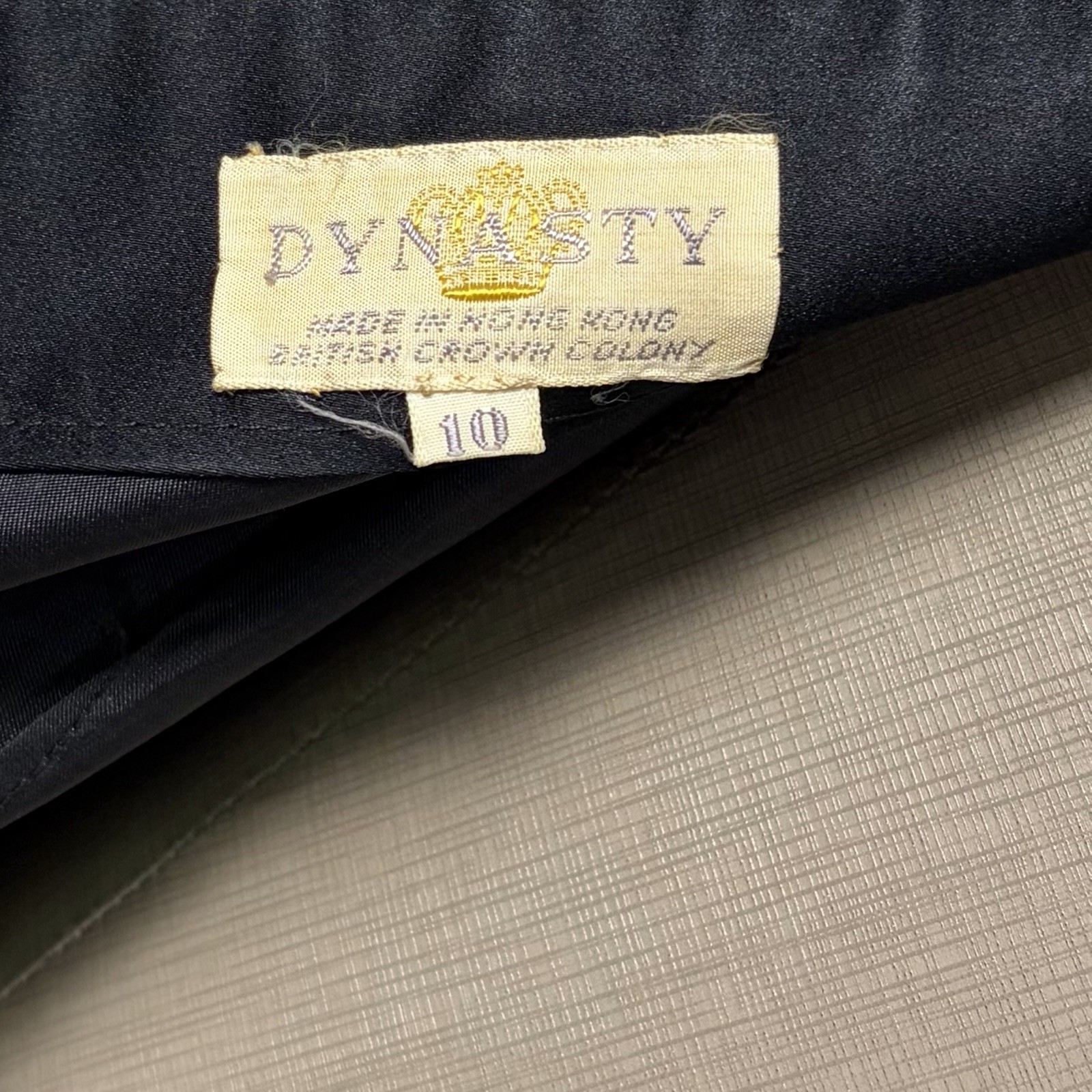 VTG 50s Dynasty Cocktail Dress Black Silk Taffeta Darts Pleated Low Back Size XS