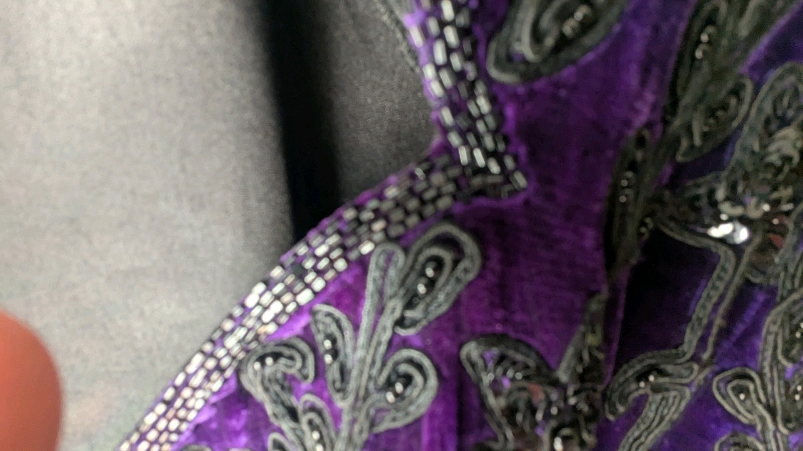 Vintage Niteline Della Roufogali Purple and Black Beaded Jacket Medium NWT