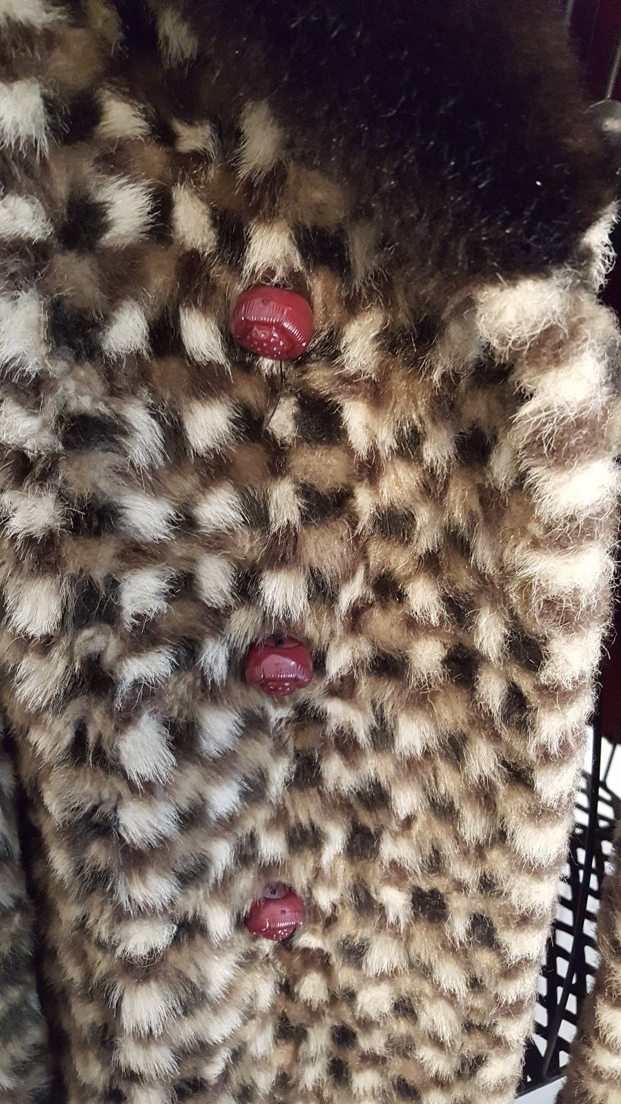 VTG Womens White, Black and Brown Print Faux Fur Coat Red Lined Complete