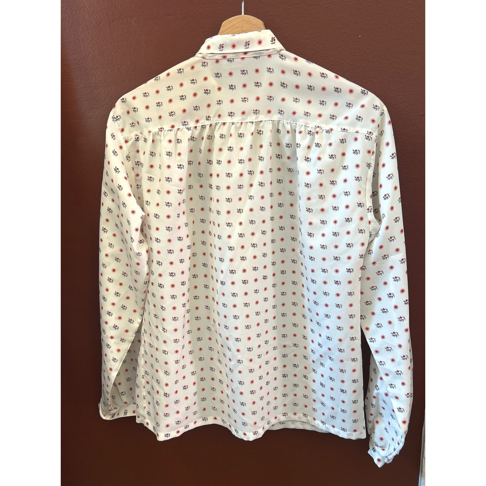 70s Pepper Tree Floral Blouse Tie Neck Cottagecore Secretary Retro
