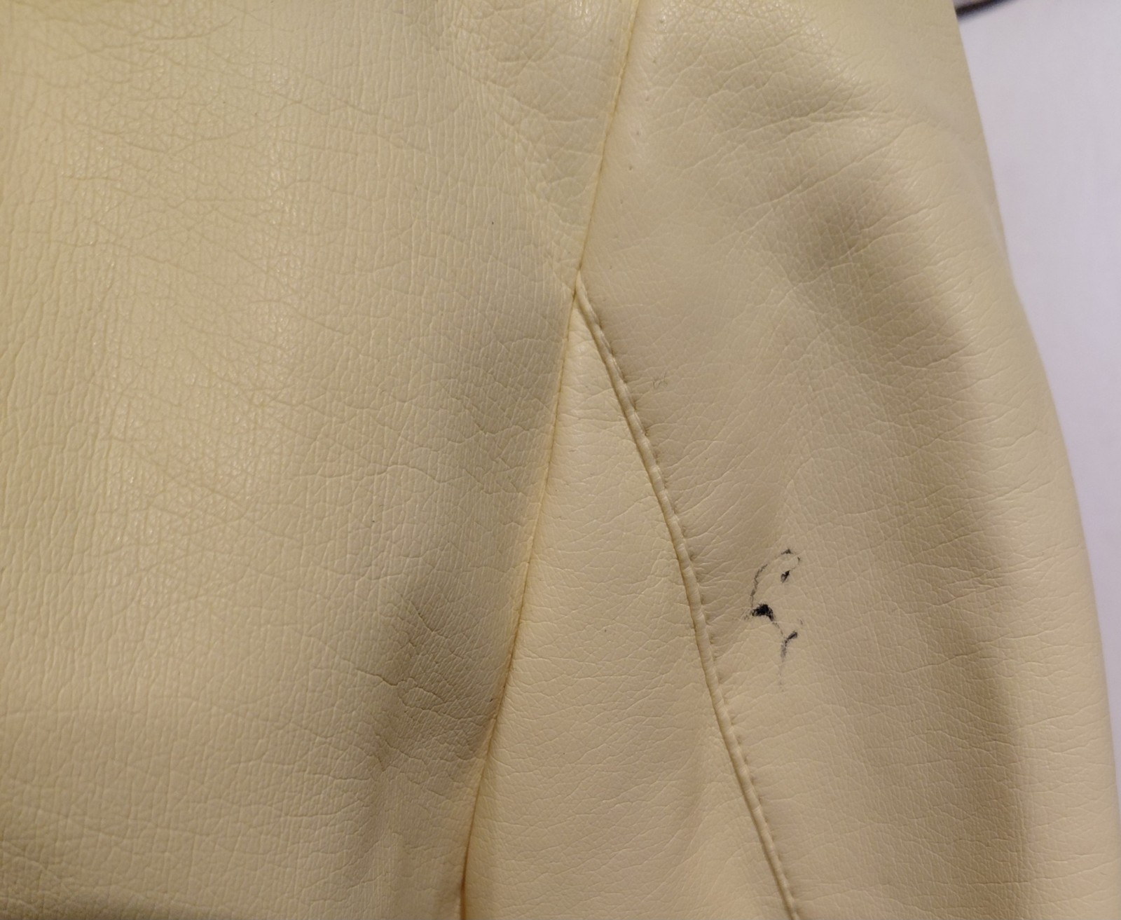 Vintage Yellow Soft Vinyl Applique Designs Jacket B38 by Gerda Size 9/10 B38