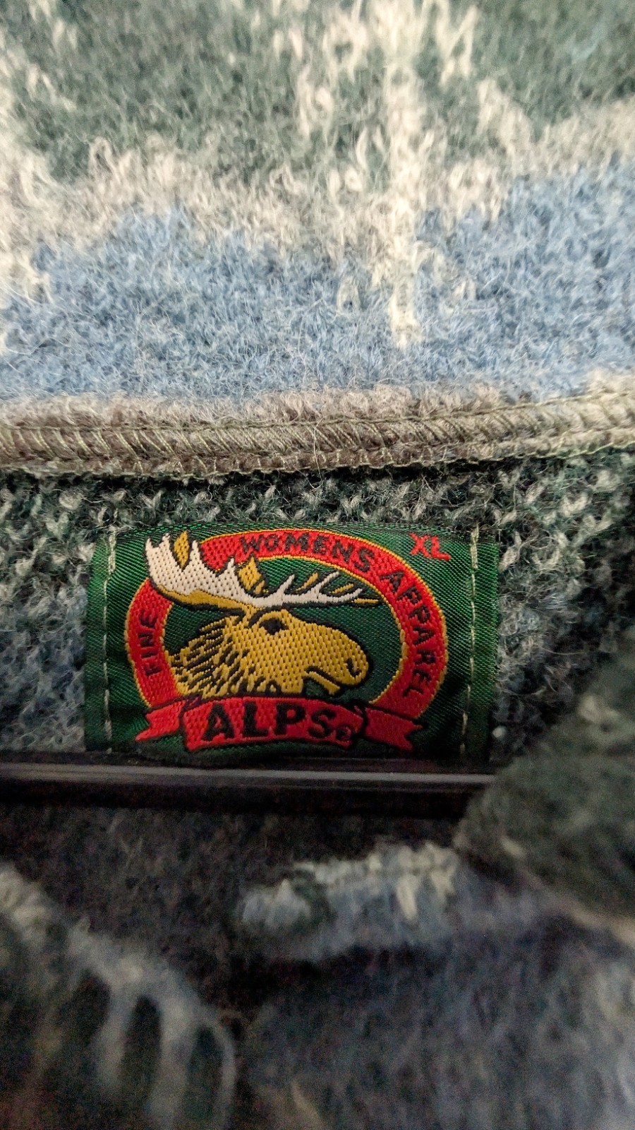 Vintage Alps 100% Wool Cardigan Sweater Women’s XL Mountain Scene Horse Cabin