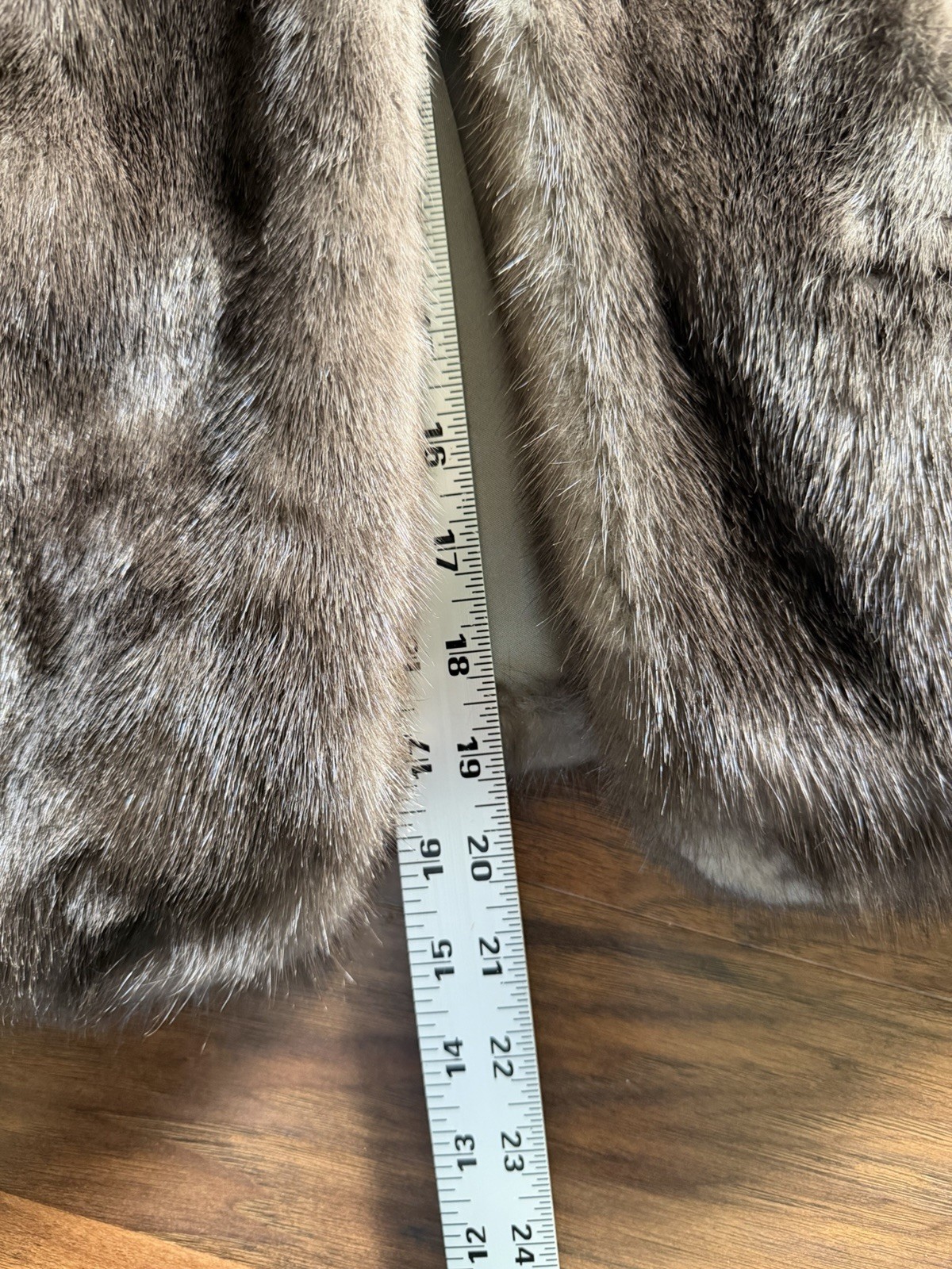 Vintage Mink Fur Capelet Bridal Wrap Stole J.C. Kramer Erie PA Rhinestone Clasp