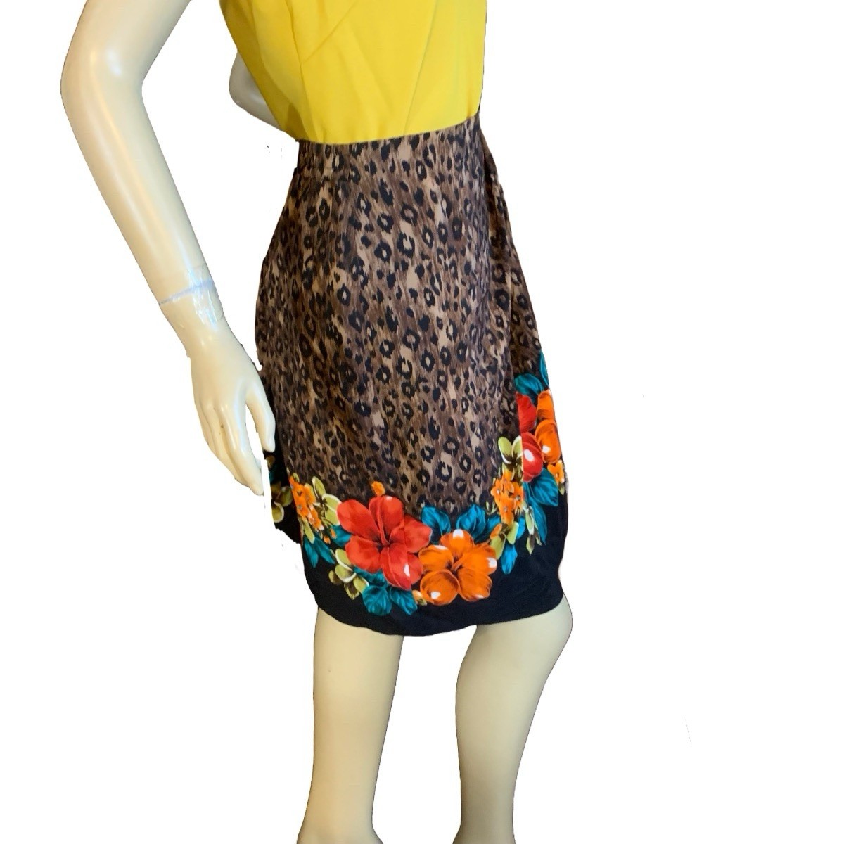 VINTAGE CIRCA 1980’S JAQUELINE FERRAR FLORAL & ANIMAL PRINT SILK SKIRT SZ 16