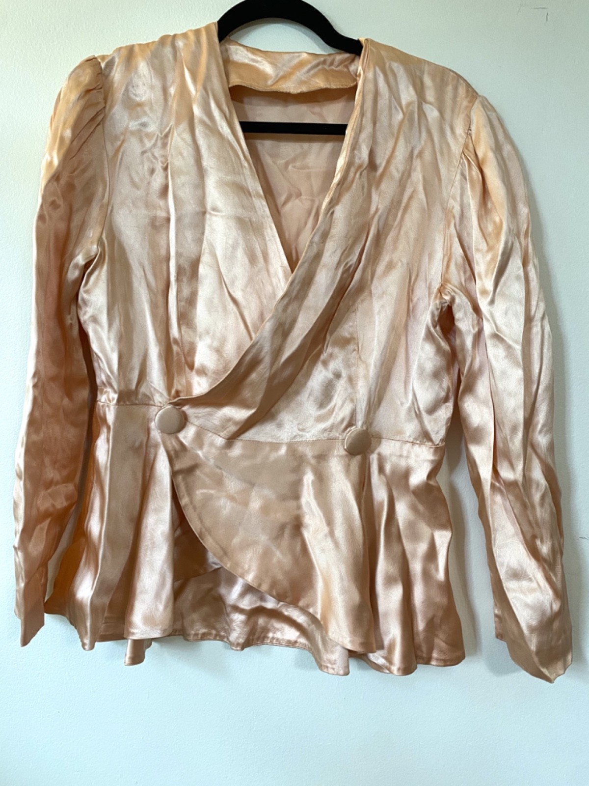 RARE Vintage 1930s/1940s Women’s Liquid Peach Silk Jacket, Size Medium