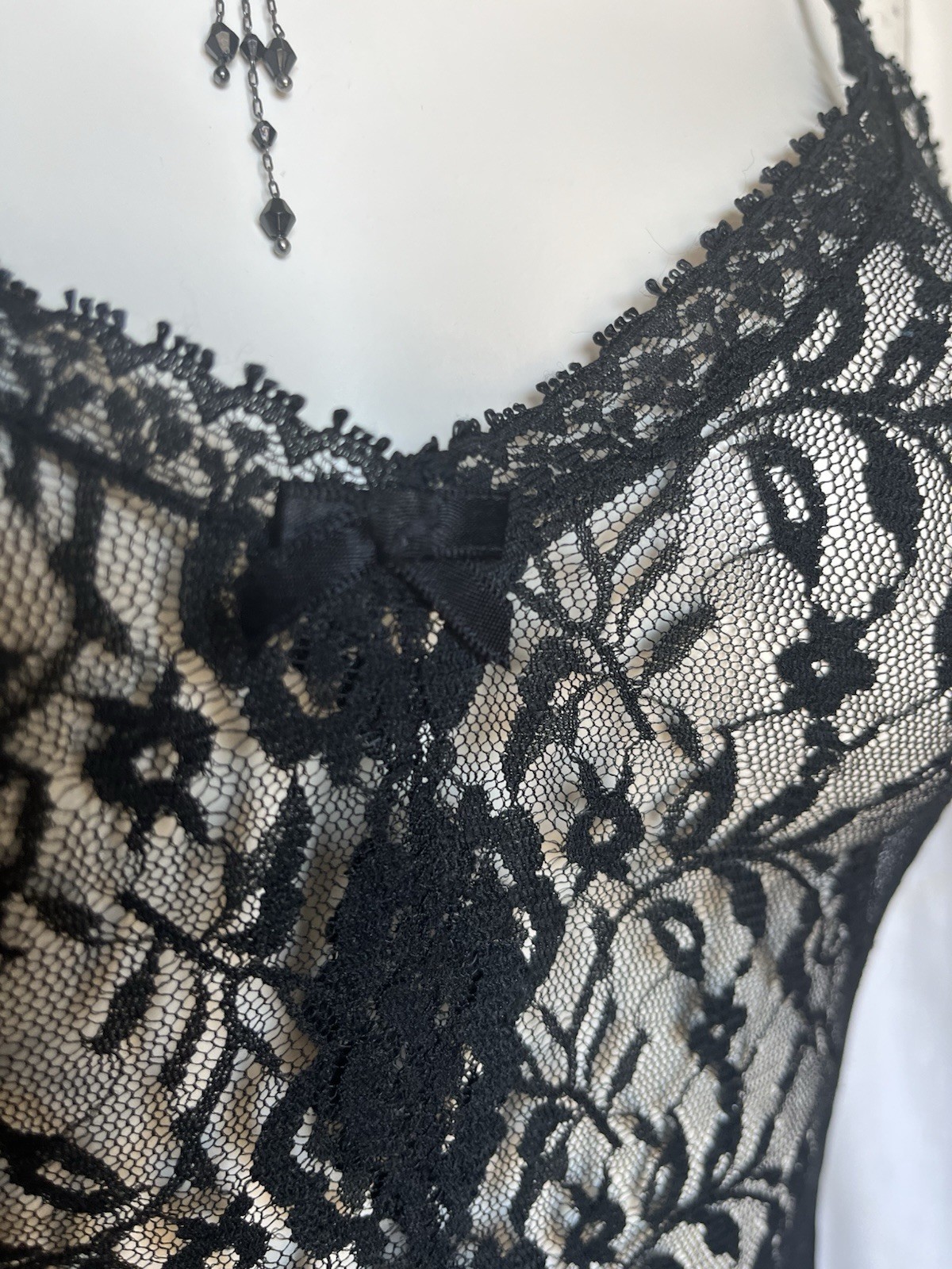 Vintage Lace Camisole Slip Top Black Sexy Evening Gothic Romantic 70s Lingerie M