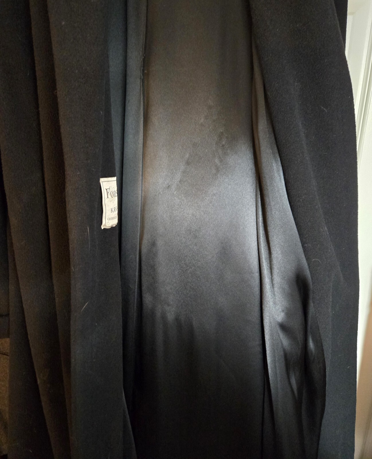 VINTAGE FORSTMANN WOOL AND CASHMERE BLACK ONE BUTTON MED-LARGE SWING COAT
