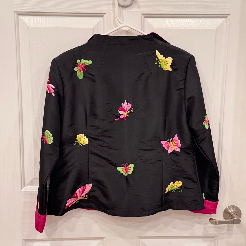 Vintage Black Silk Butterfly Embroidered Asian Style Jacket Hot Pink Trim sm/med