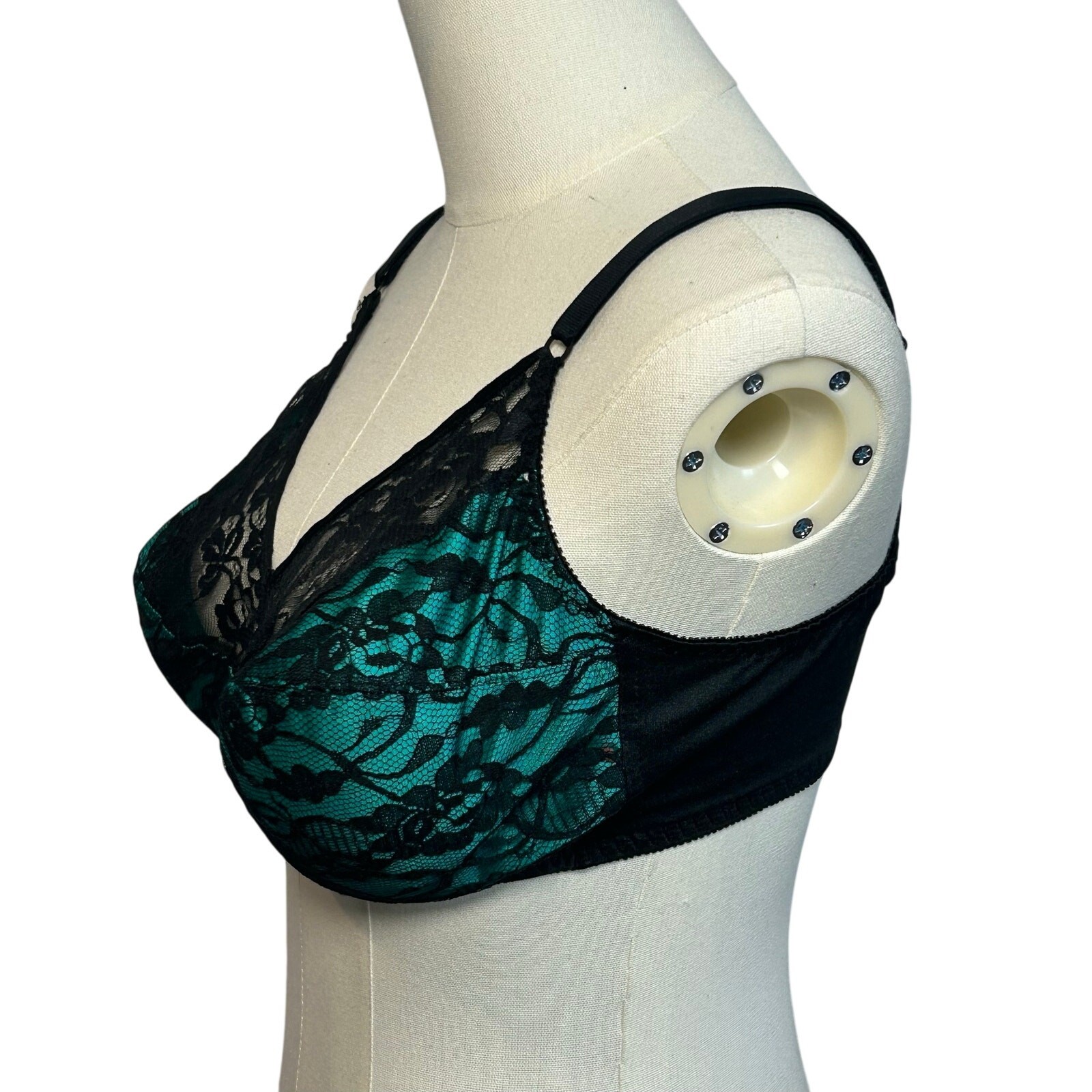 VTG 90s Bestform Black Lace Bullet Bra 38DD Retro Pinup Mid-Century