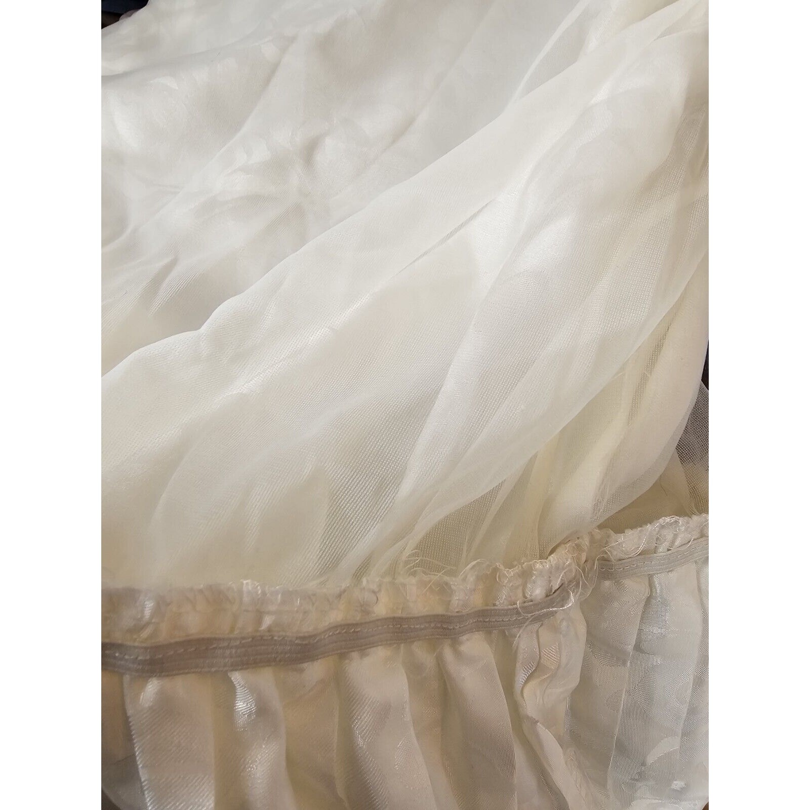 VINTAGE 80s WOMEN’S White Satin Floral Drop Waist Pleated Skirt Dress Small