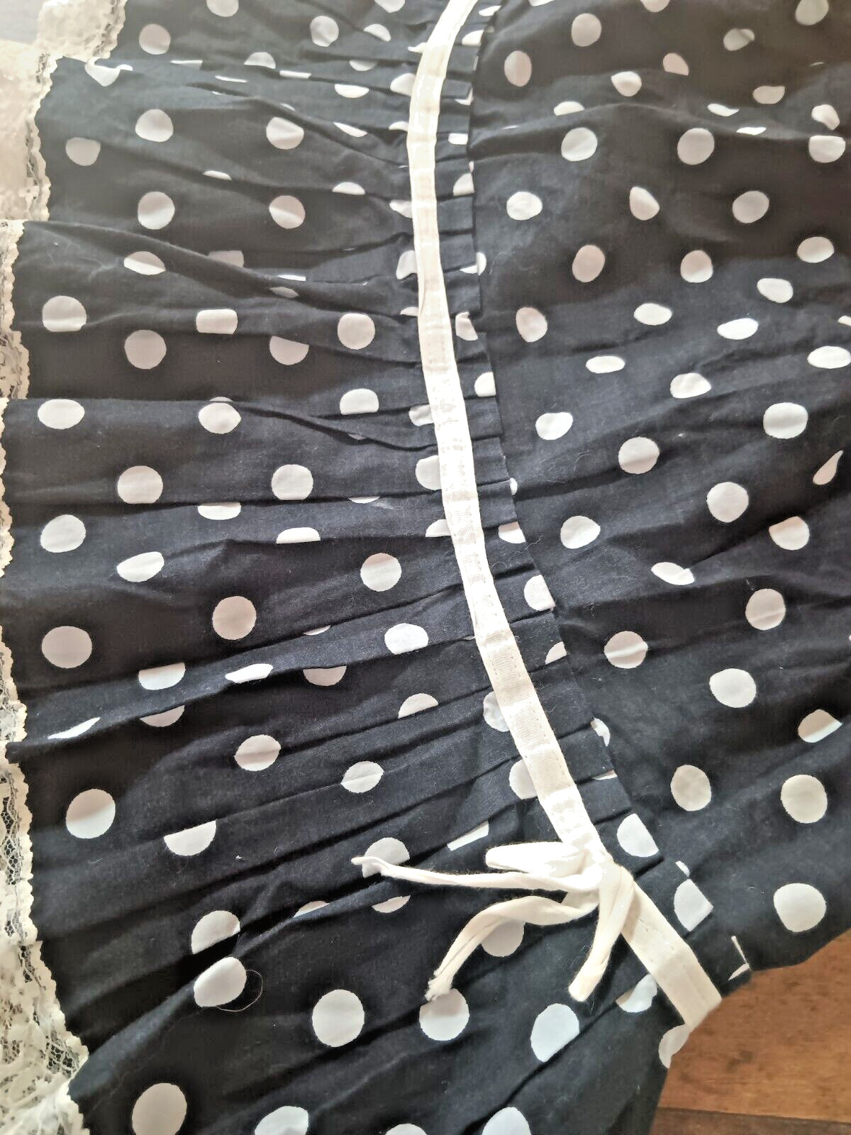 Original Vintage Ladies Rockabilly Skirt Black With White Dots