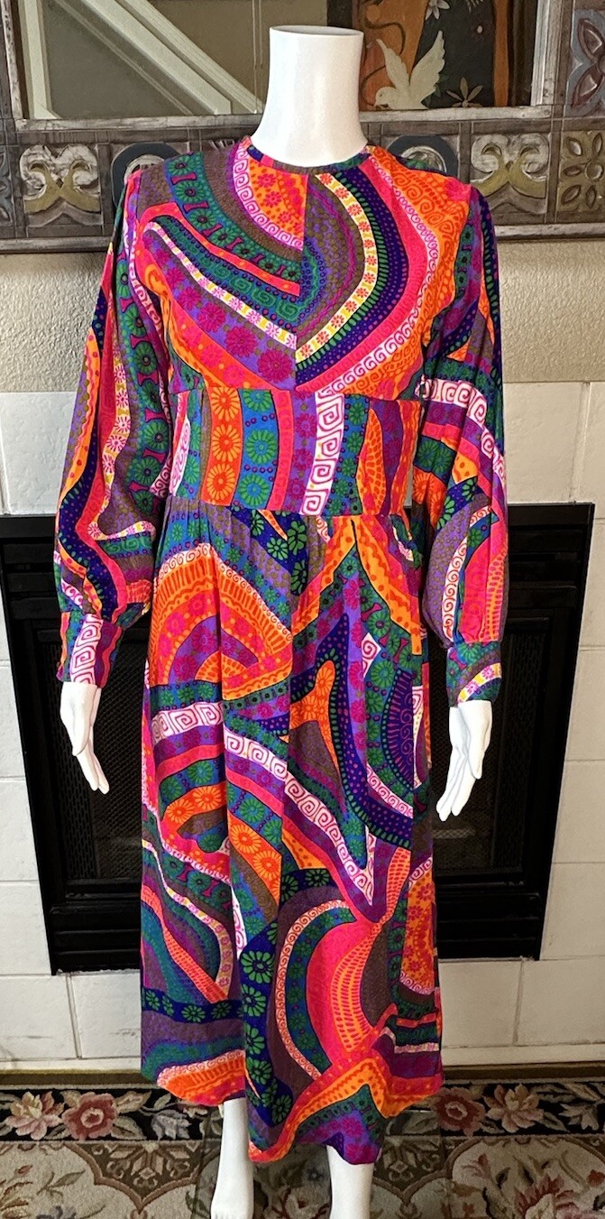 VTG 60’s Mod Hippie Maxi Dress Groovy Psychedelic Pattern Armpit-armpit 17” Sm