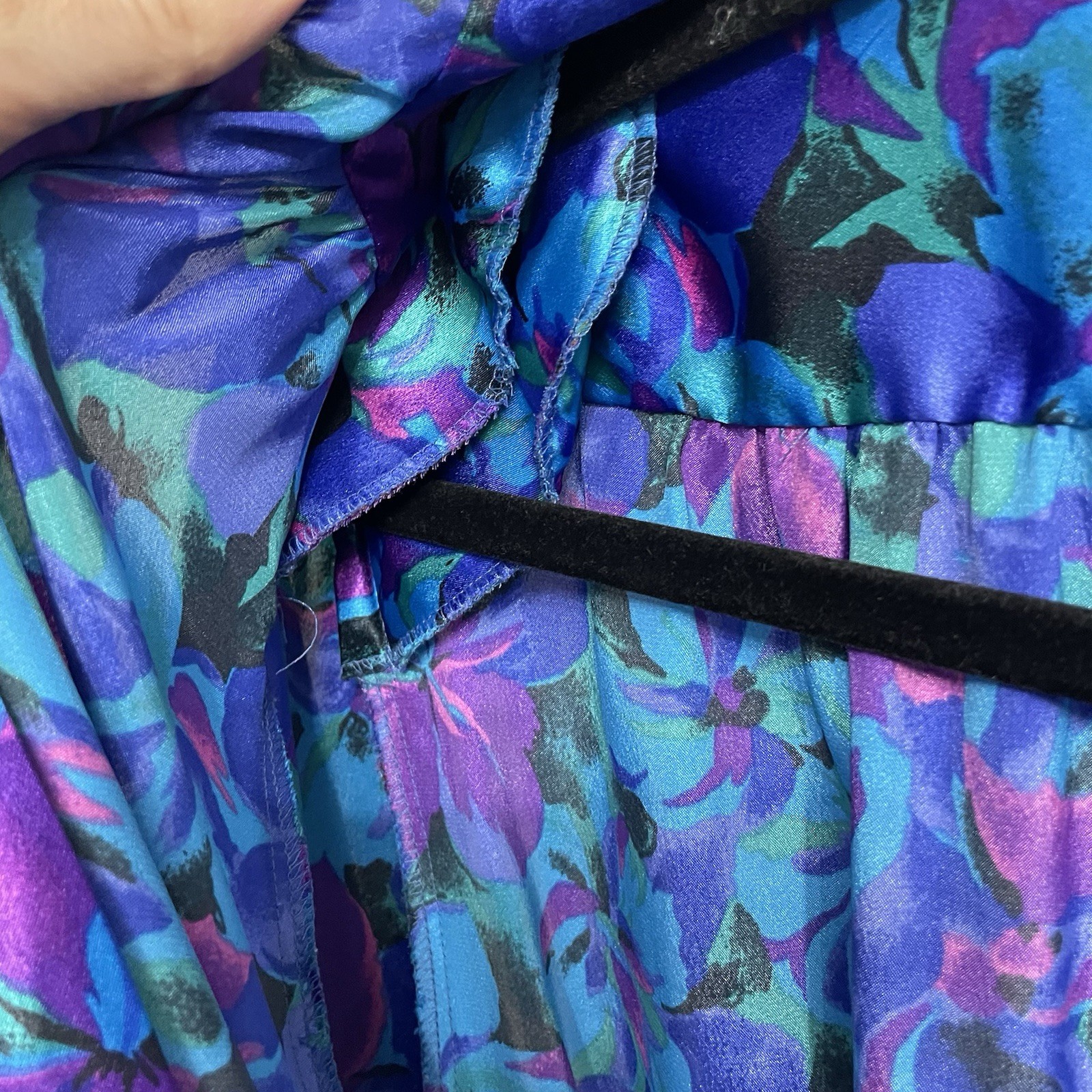 Vintage J.O. Intimates 80s Purple Blue Satin Long Floral Robe Sz S Hong Kong