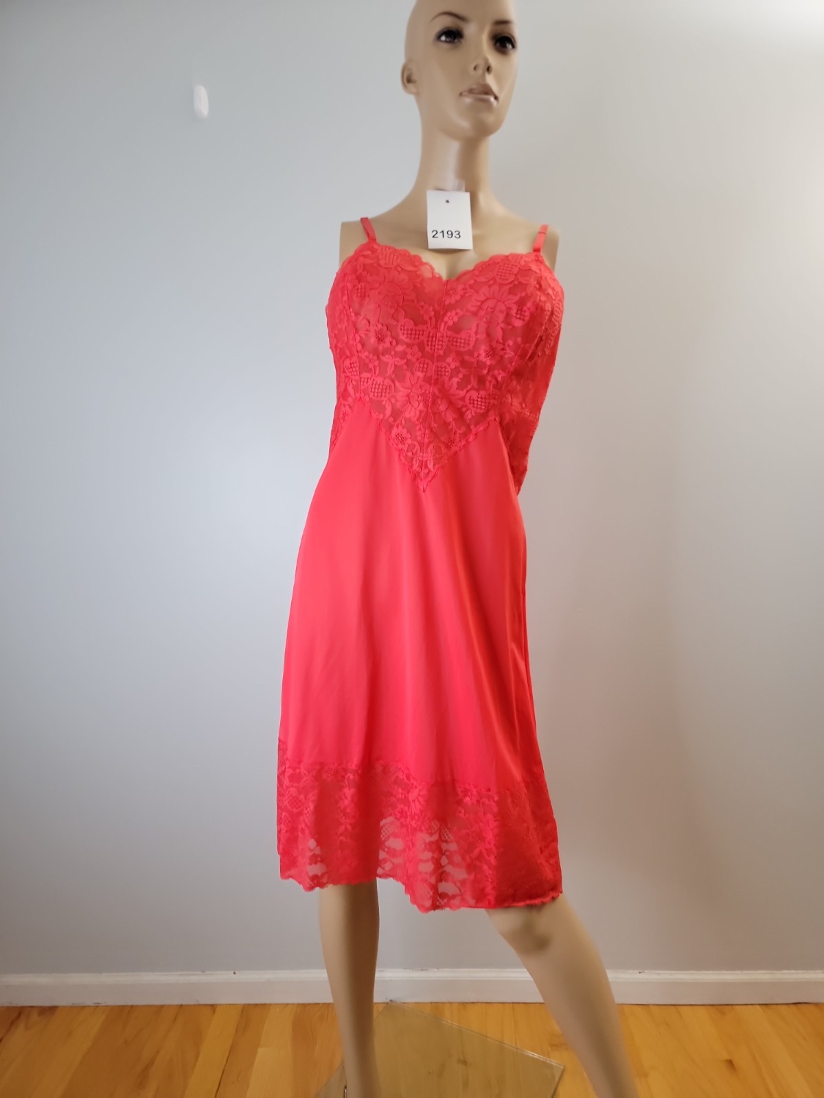 Vintage Vanity Fair Tricot Nylon Red Full Slip Lace Detail Style 3-8-13 Size 38