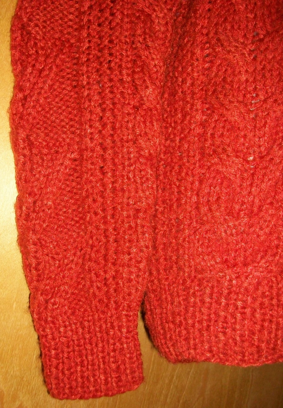 Vintage Hukapoo Paprika Orange Acrylic Cable Knit Pullover V-neck Sweater MEDIUM