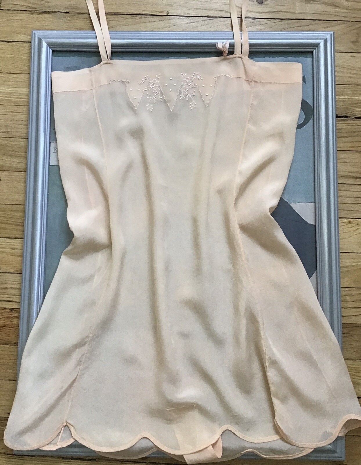 Antique 1920’s 1930’s silk teddie / step in / slip – Trillium Brand Small Medium