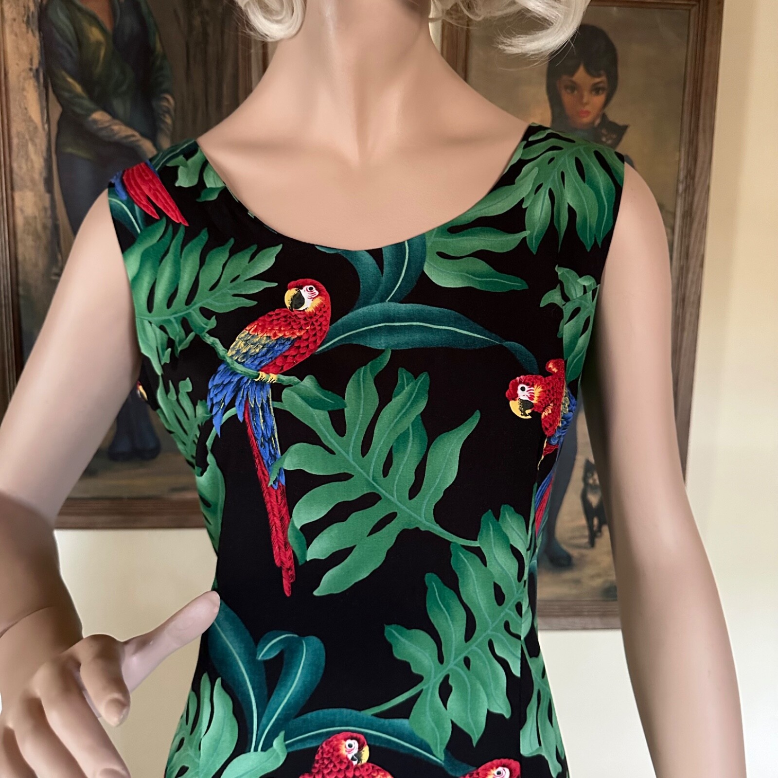 Vintage 1980s Magnum P.I. Hawaiian Tropical Parrot Mini Dress Paradise Found L