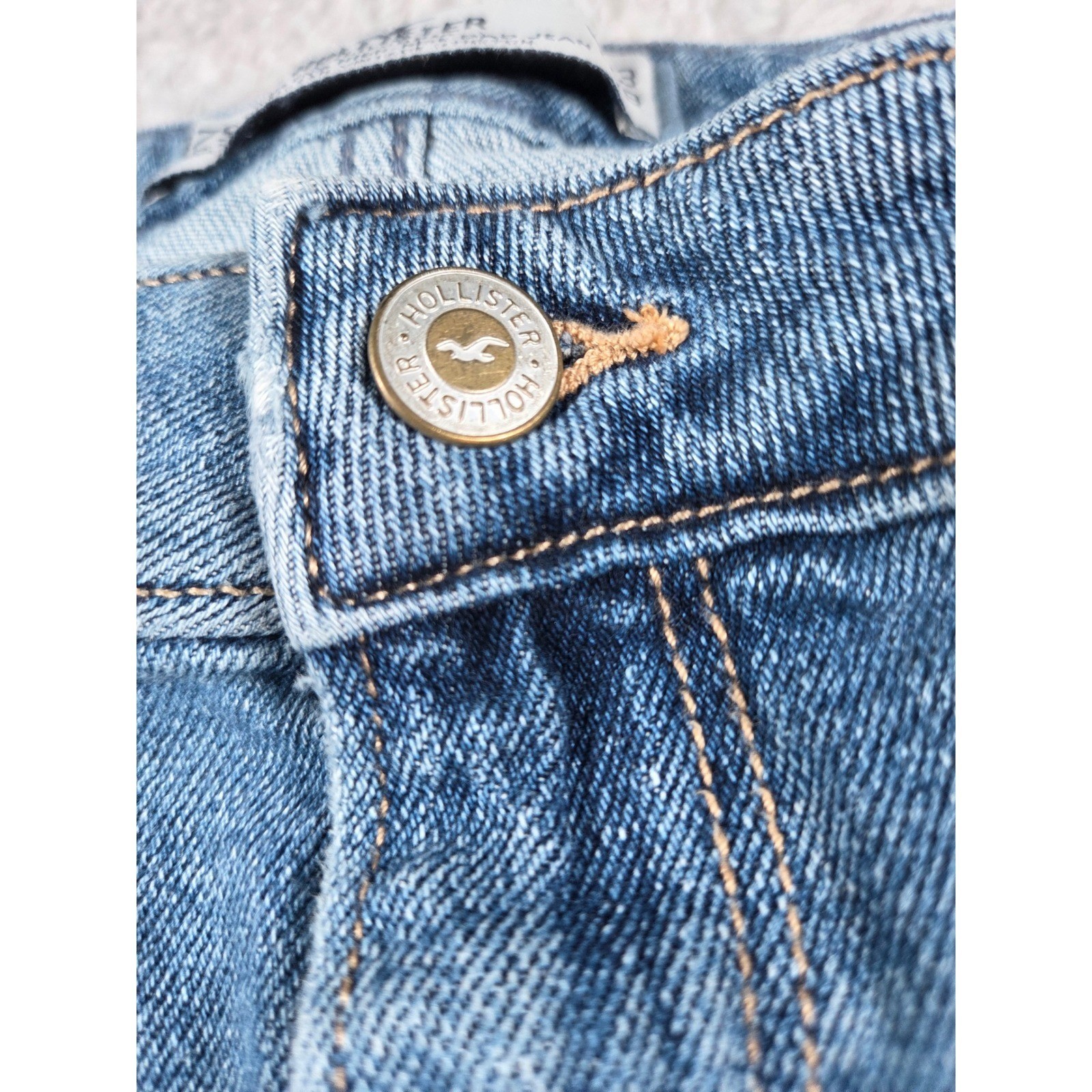 Hollister 17S 33×29 Curvy Ultra High Rise Dad Jeans Vintage Stretch Light Wash