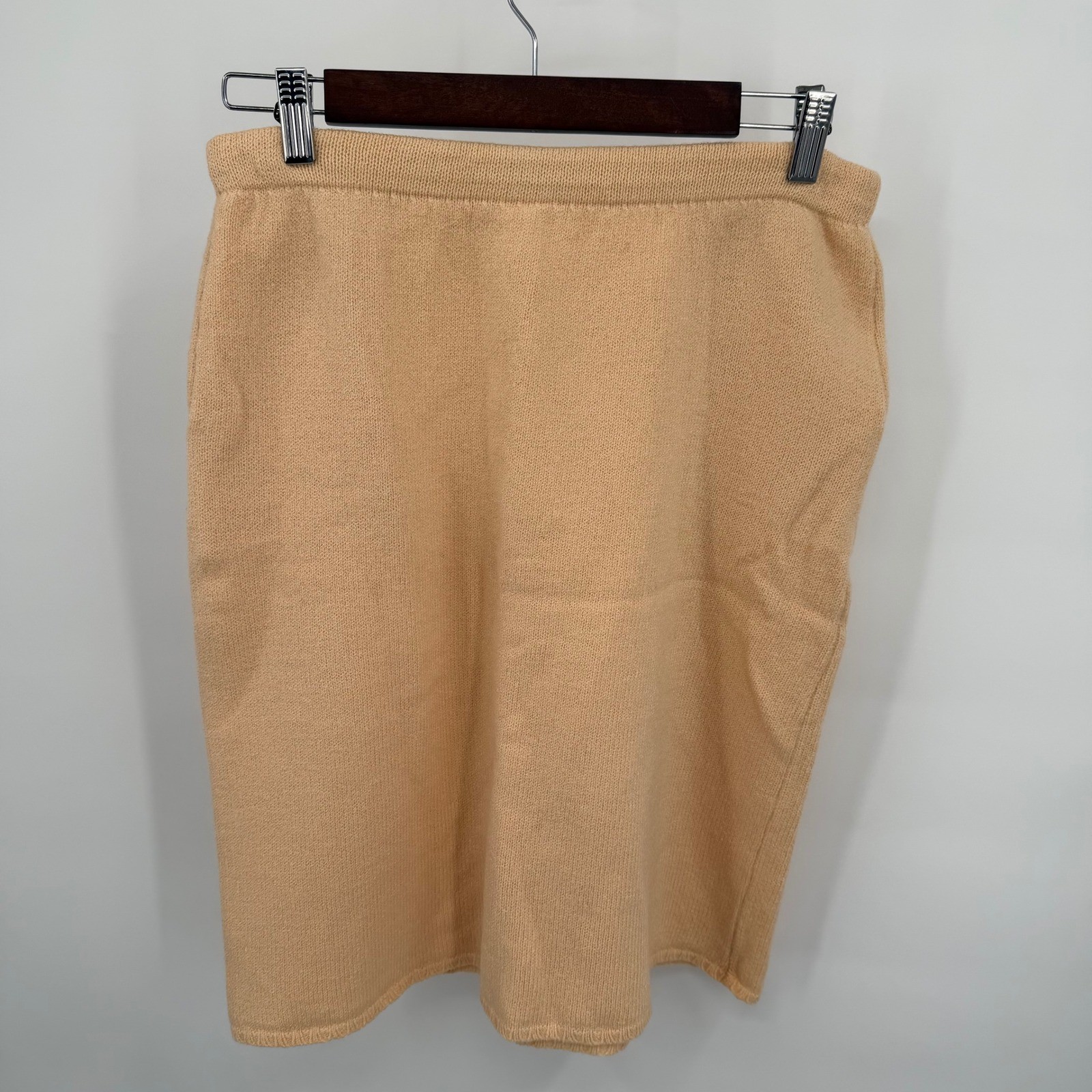 Vintage St John by Marie Gray Womens M Skirt Set Peach Knit Ribbed Tie Front Top