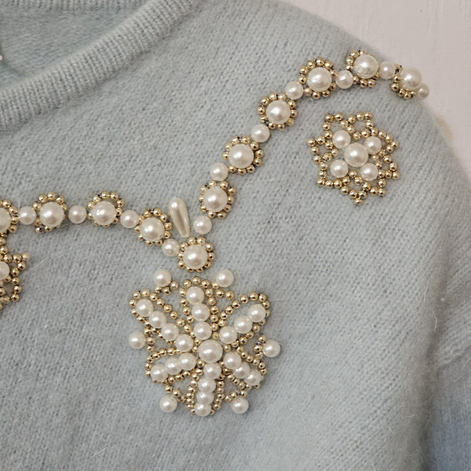 HASTING & SMITH WOOL ANGORA BLEND JEWELED Faux Pearl SWEATER Sz L Green Vtg