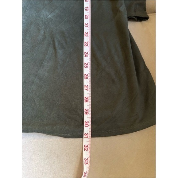BLVD Olive Green Suede-Look V-Neck Tunic. Size tag missing, S.