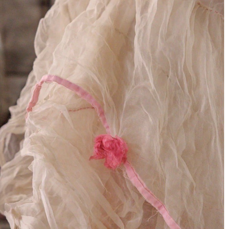 Magnolia Pearl Silk Organza Ruffled Layered Skirt Whimsy Handmade Pink Roses NWT