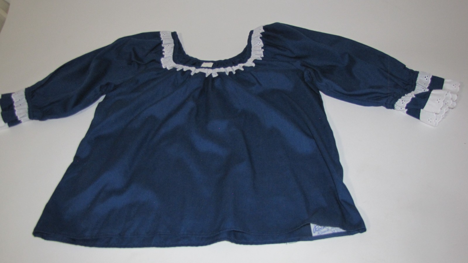 VTG Rockmount Top Navy-Blue Square dance eyelet-Lace-trims Short-sleeve Wm. M