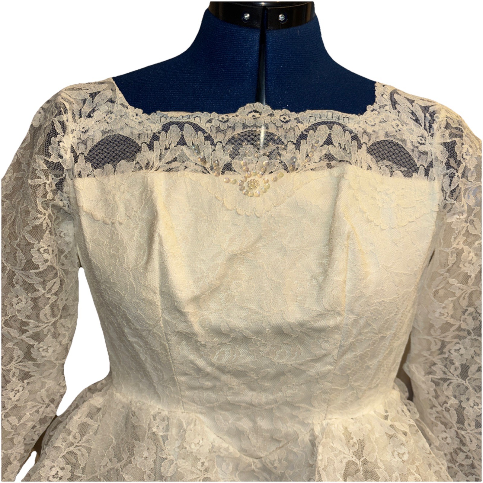 Vintage Wedding Dress 1970’s Chest 13” Across Armpits Waist 10” Across Back