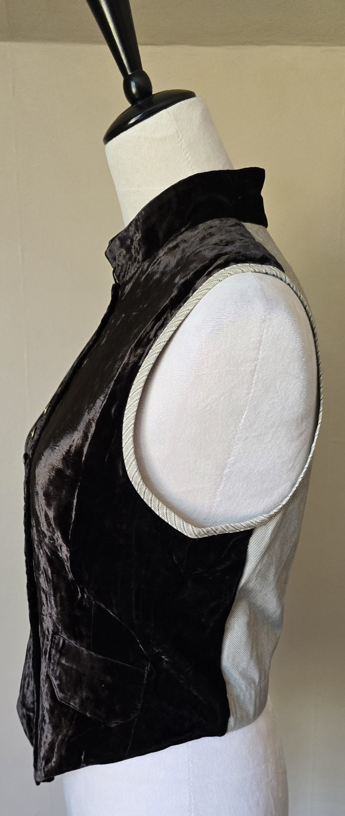Vintage 1990s Banana Republic Brown Velvet Mandarin Collar Boho Goth Vest Size 8