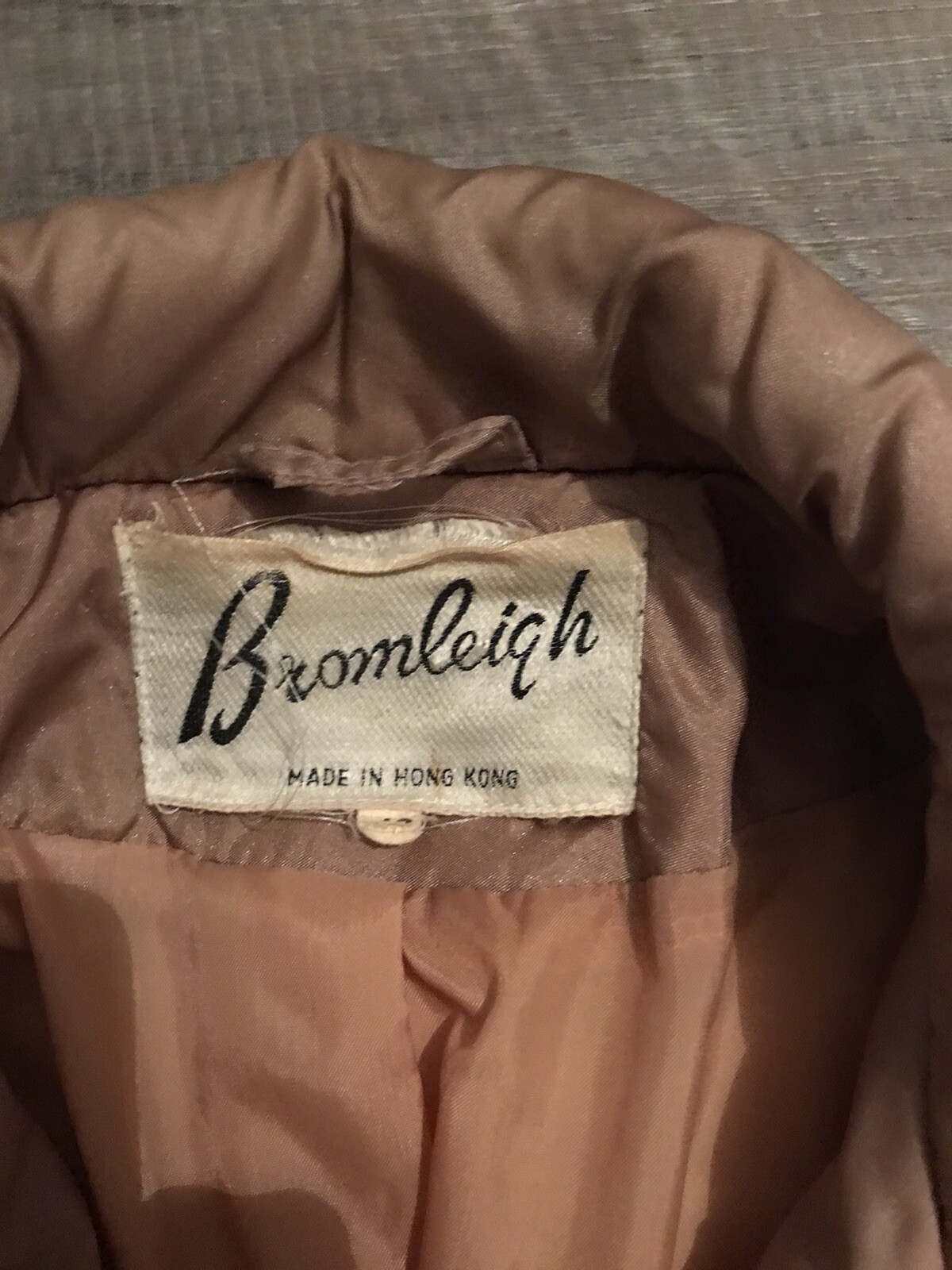 BROMLEIGH Vintage 70’s Taupe/Beige Puffer Double Breasted Belted Coat Sz 12 PUC