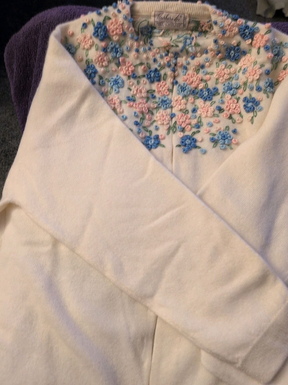 VTG 50’s Cardigan Sweater Barbara Lee Lambswool Hand Decorated HongKong STUNNING