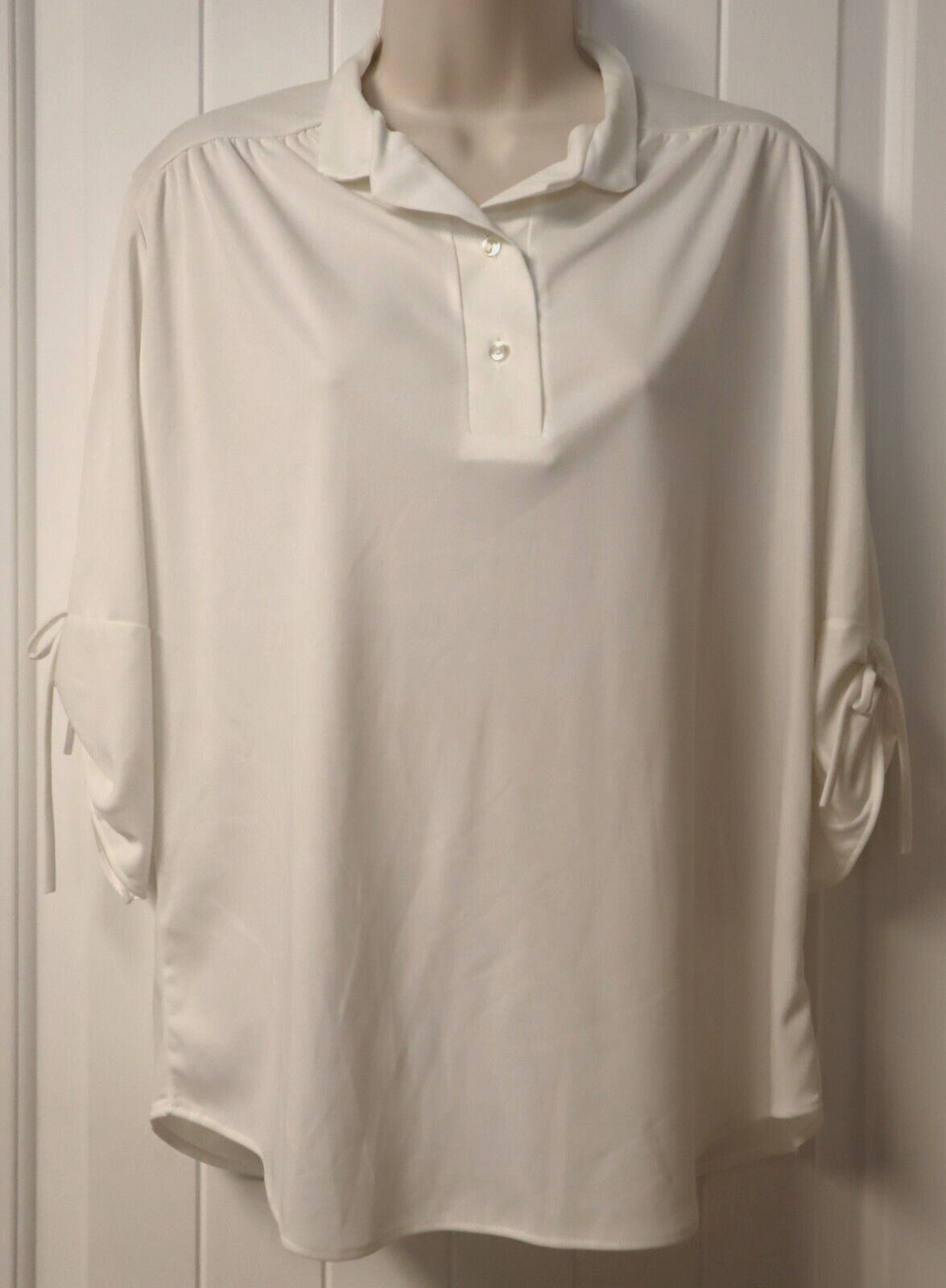 Vintage 1970s womens 1/2 sleeve white polyester blouse size 18 (check measuremen