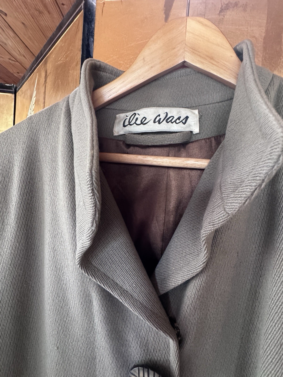 1950s ilie Wacs Bonwit Teller Coat Size Large Vintage Wool Satin Lined 44” Ches