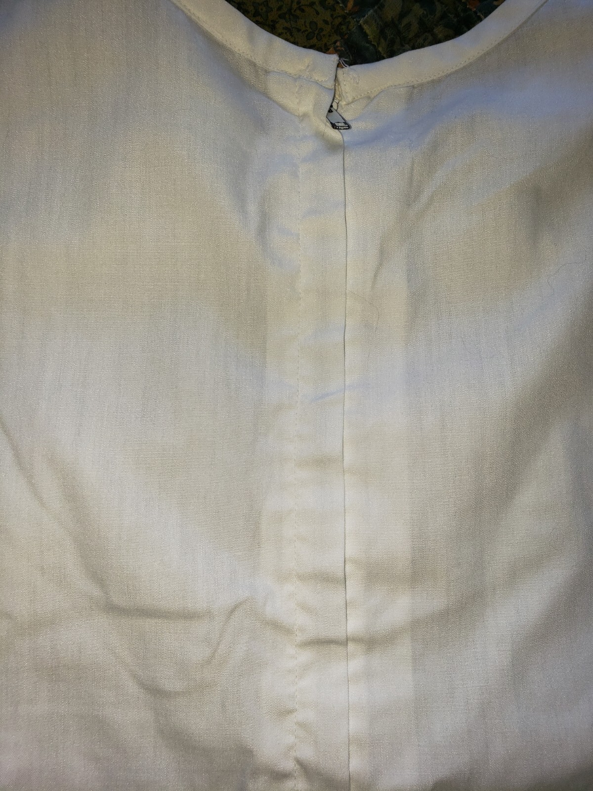 Vintage Shapely Classic White Zip Back Shirt,Unique Look, Layering Piece? Decent