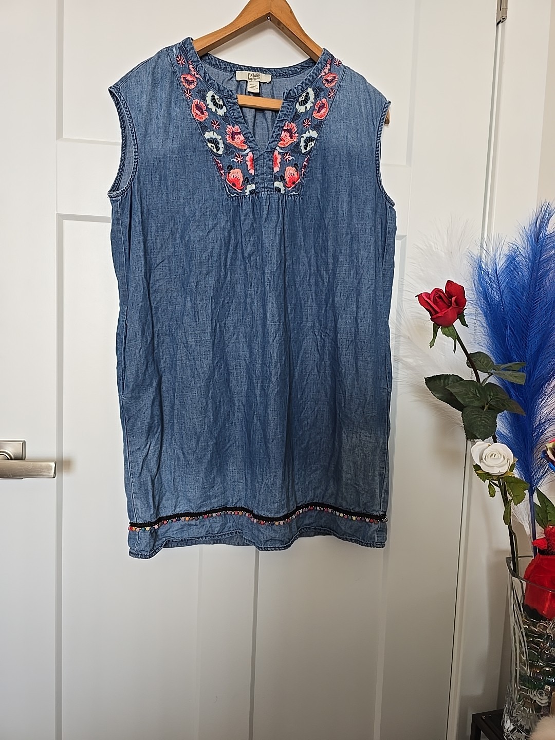 Vintage America Blue Jean Sleeveless Diana Blouse Embroidered Floral, L. Pockets