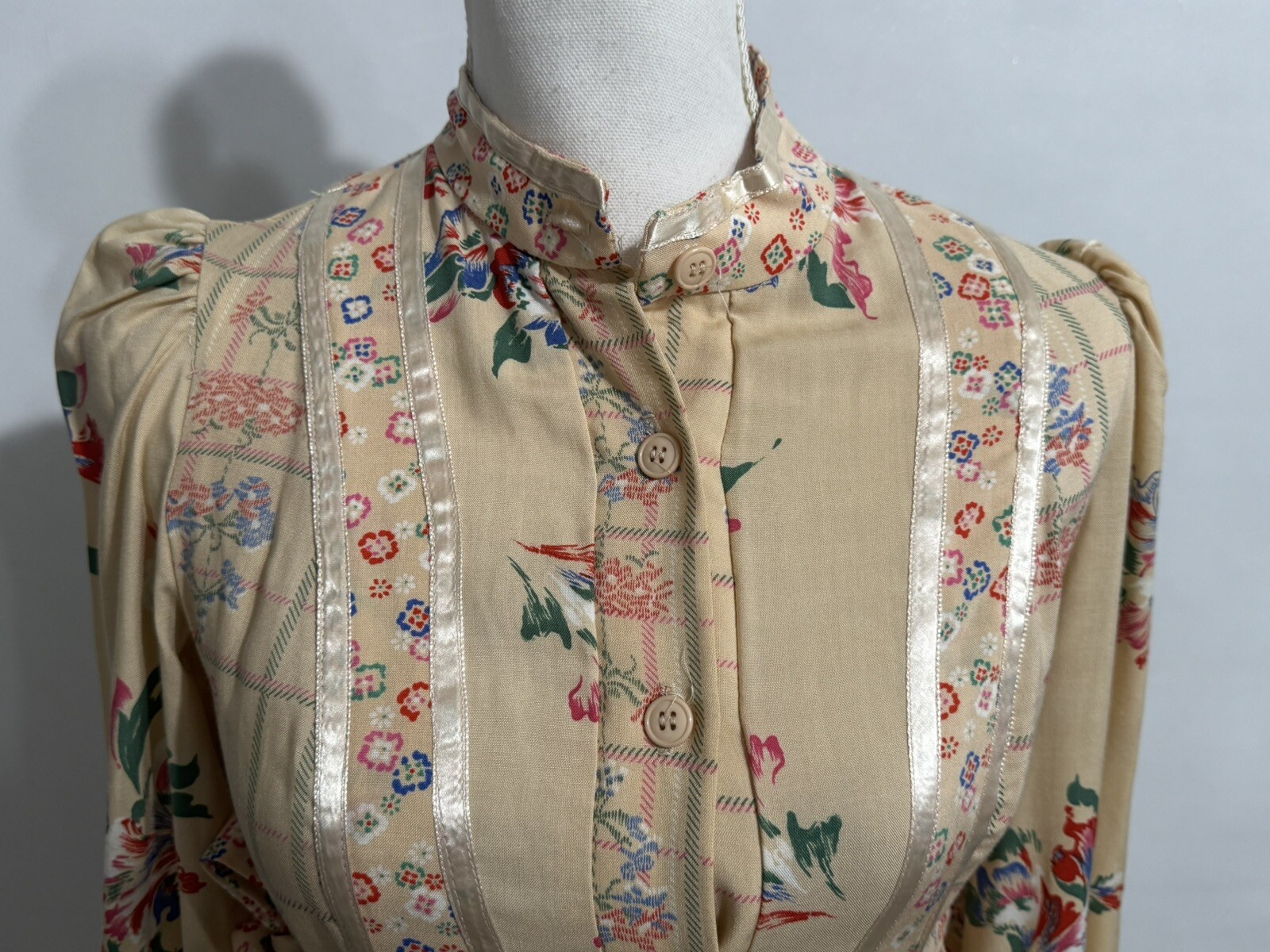 Vintage Ragtime Size 9 Tan Floral Short Sleeve Dress Button Side Tie