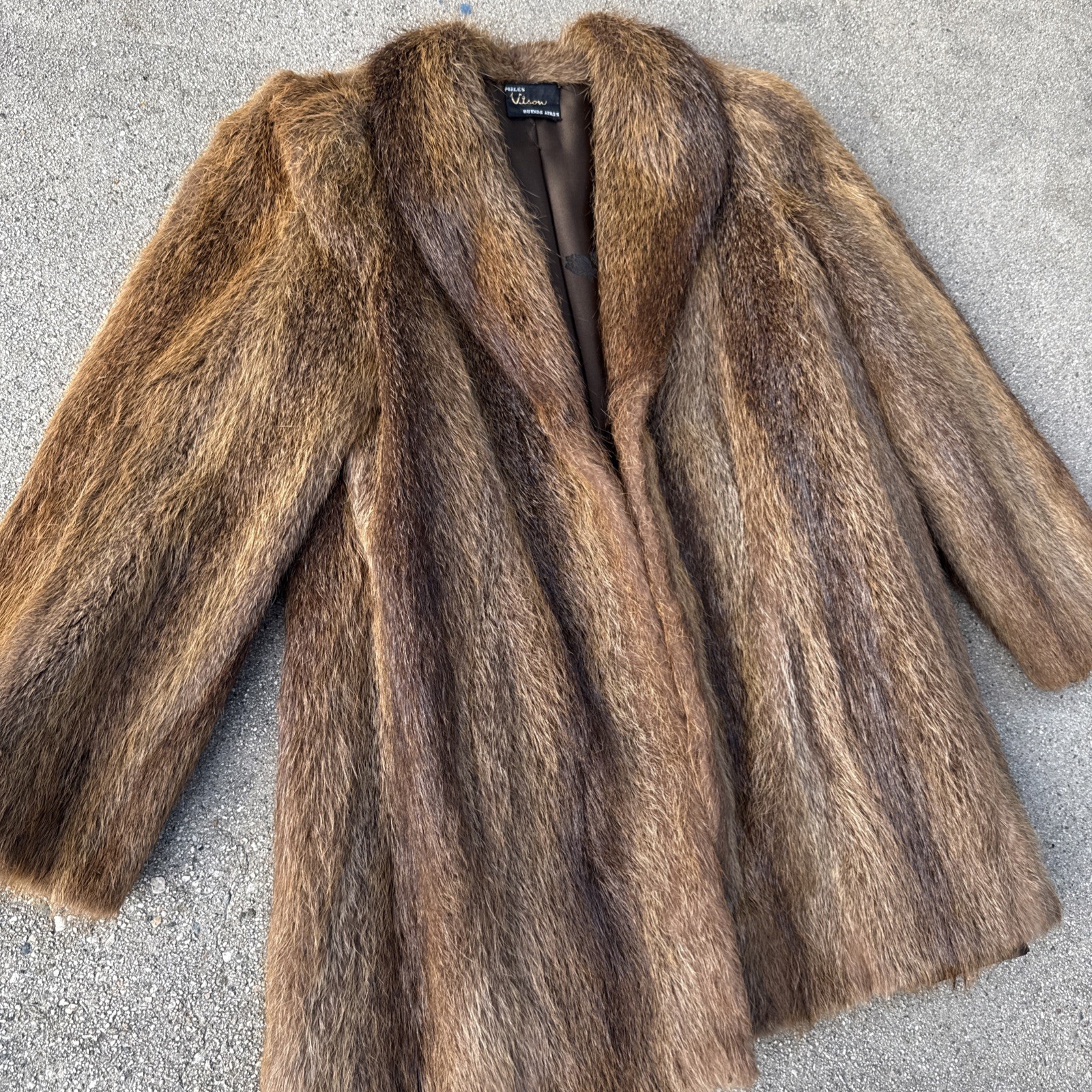 Argentina Golden Nutria Shades of Brown Fur Coat Shoulder Pads SZ M – L
