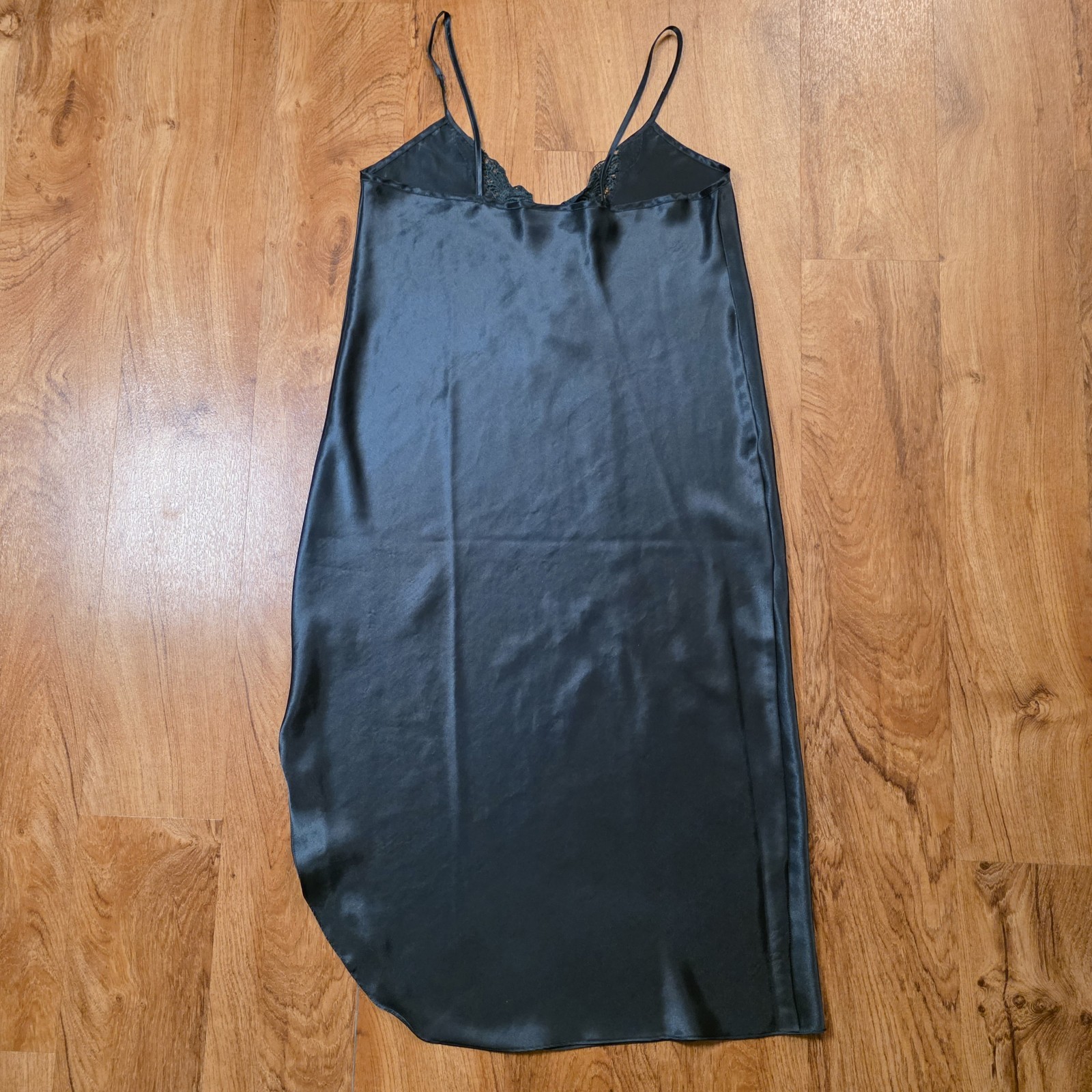 Vintage Inner Most Emerald Green Satin Embroidered Trim Strappy Slip – Est. M/L