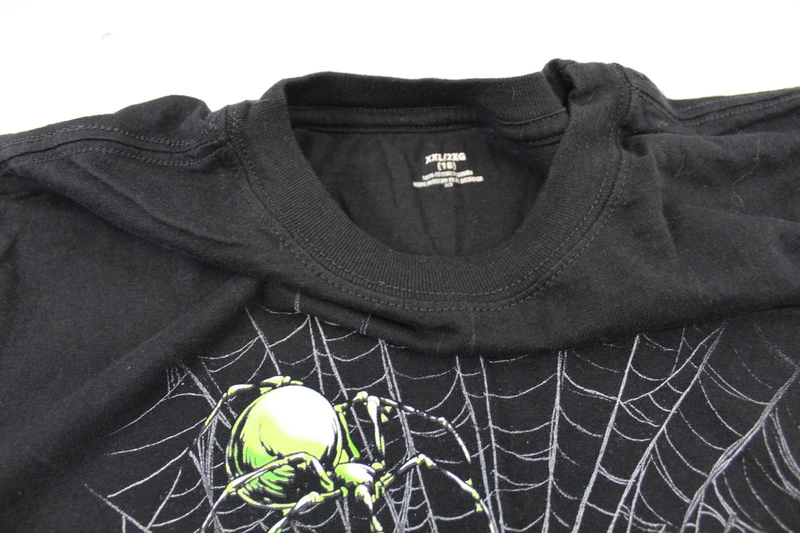 Graphic T-Shirt Skull & Spiders Black Shirt With White Print Women’s XXL Retro