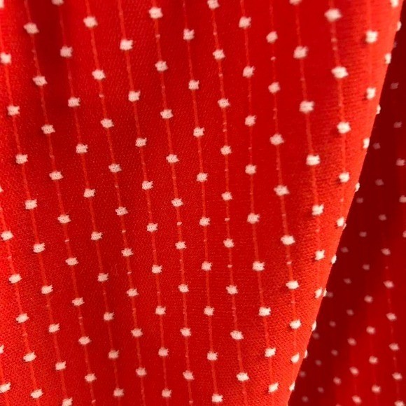 True vintage Red polka dot skirt with elastic waistband 15″ w X 24″ L (L4)