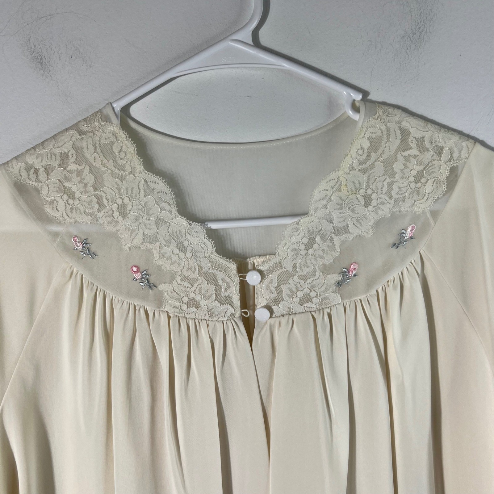 Vintage 60’s Shadowline Nylon Bed Jacket Top Off White L/XL Short Sleeves