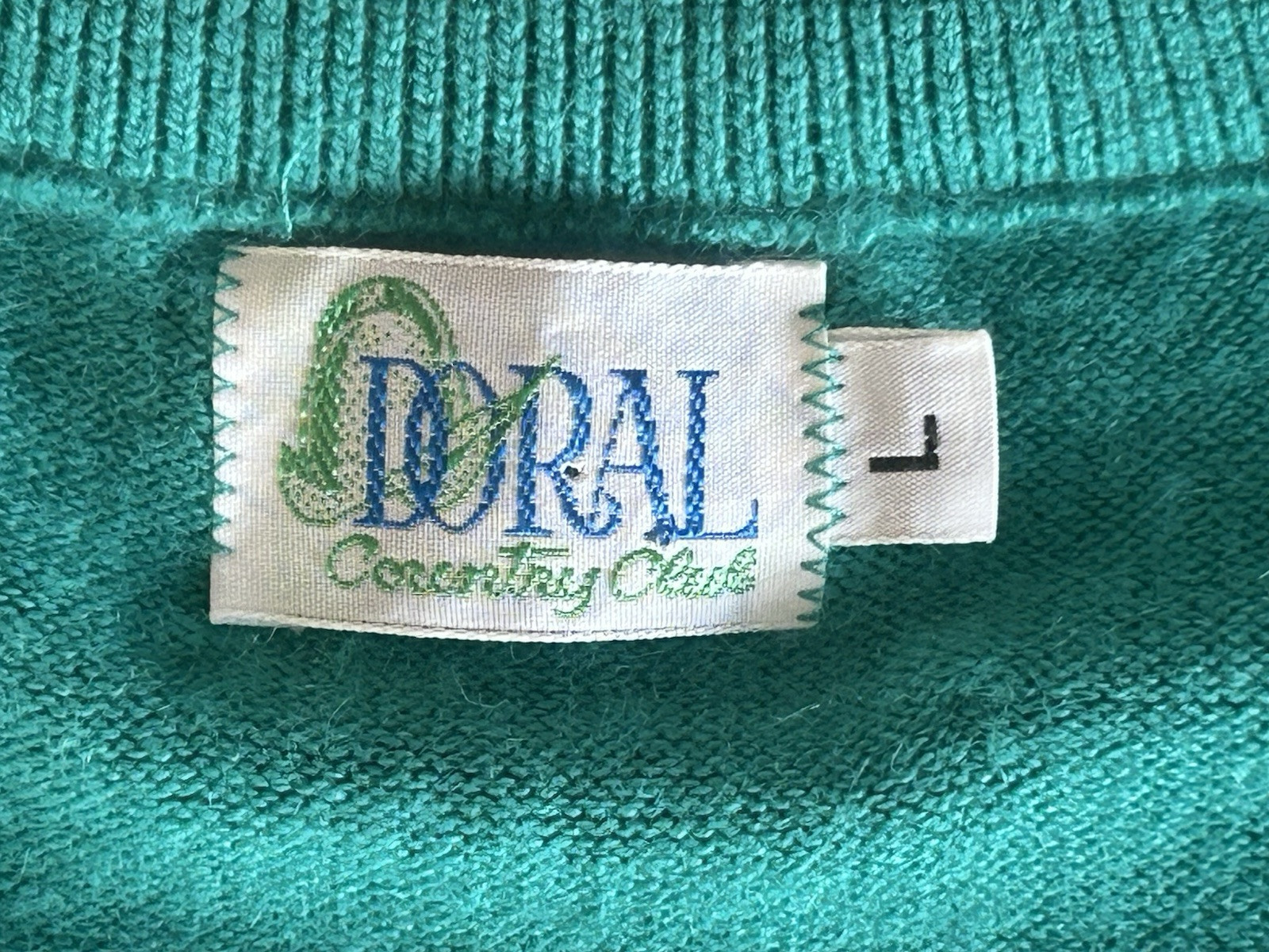 Vintage 70s 80s Doral Country Club FL Women’s V-Neck Green Sweater Large
