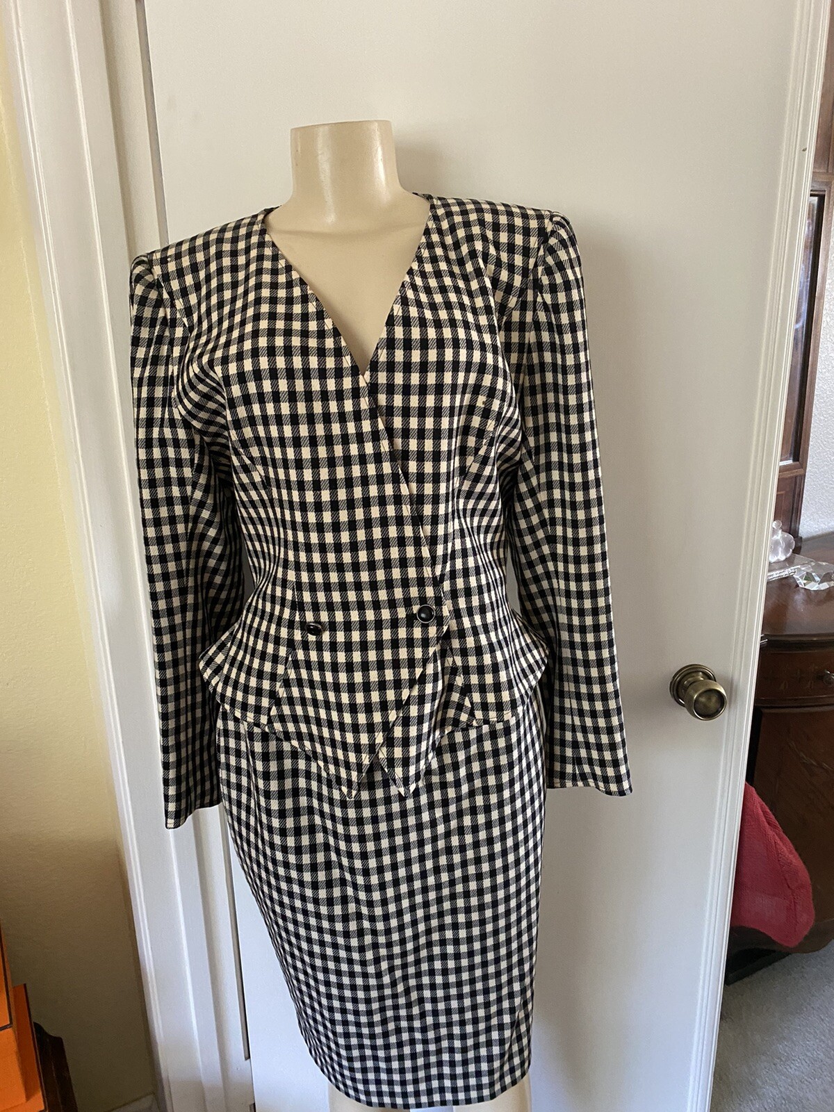 Ungaro Parallele Womens 1970s 1980s Vintage Black/white Double Breasted Suit