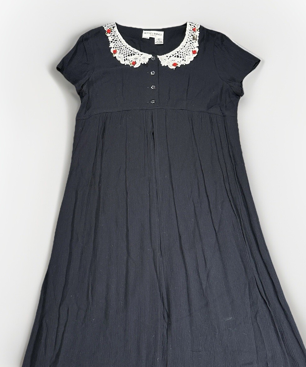 Betsy’s Things Petite Black Midi Dress – Sz 12 – Crochet Collar w/ Red Rosettes