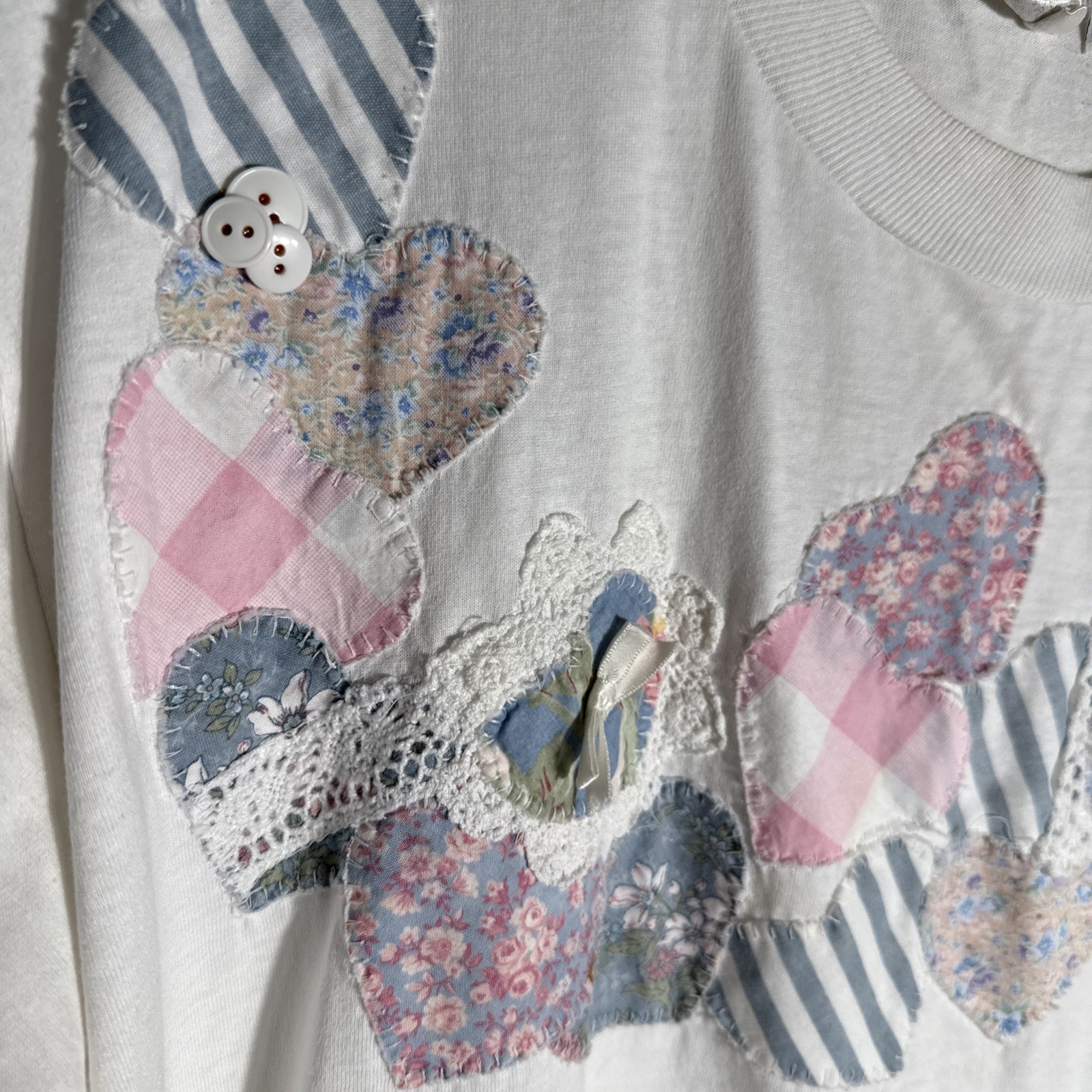 SINGLE STITCH White T Shirt Appliqué Heart Lace Trim Hand Crafted 80s 90s XL