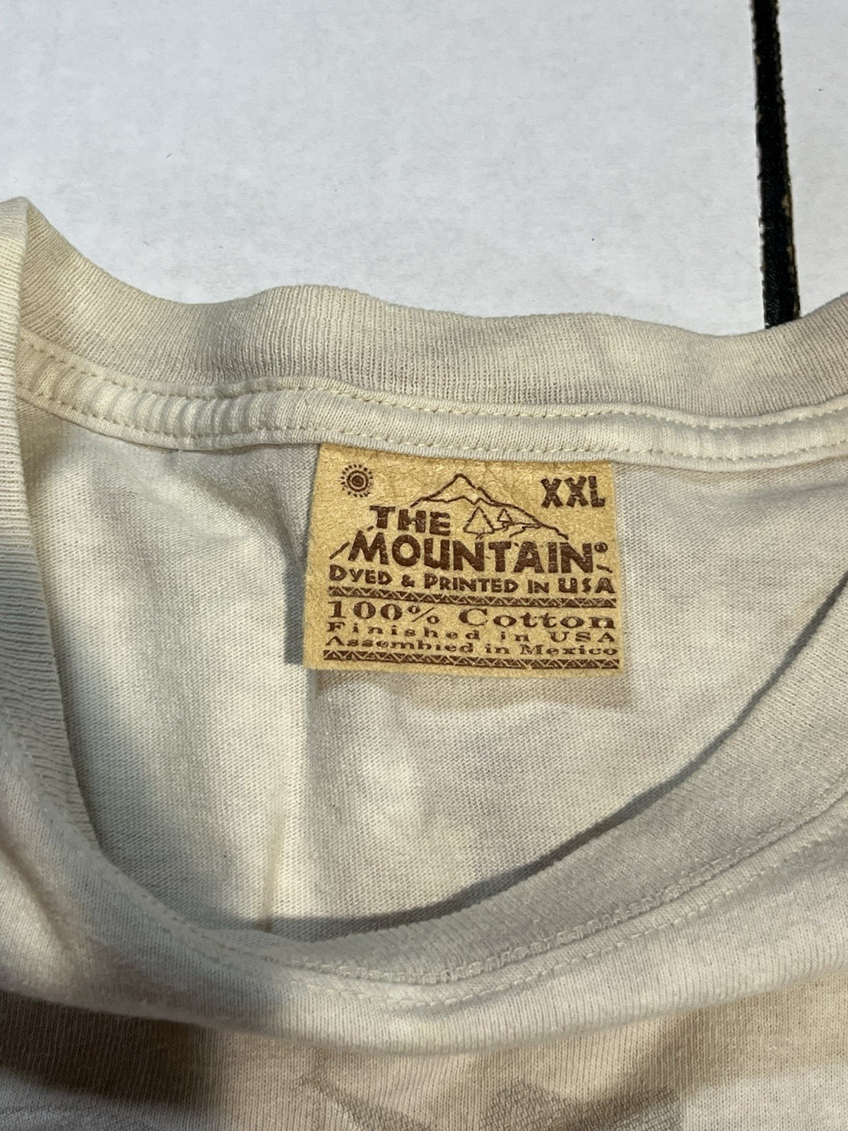 vtg The Mountain Mens XXL Butterfly Bird Nature Tie Dye Beige Gray T Shirt Y2K